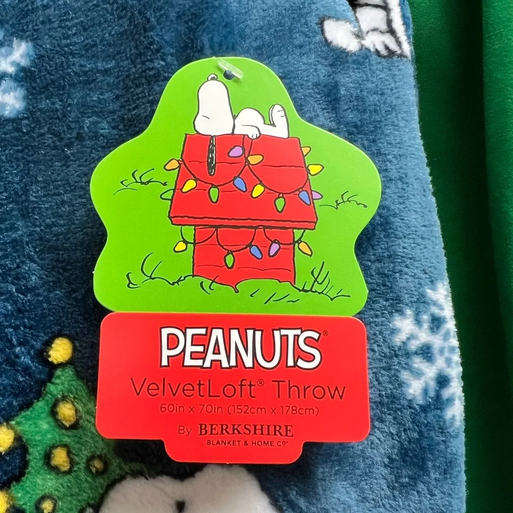 Brookshire extra long snoopy blanket